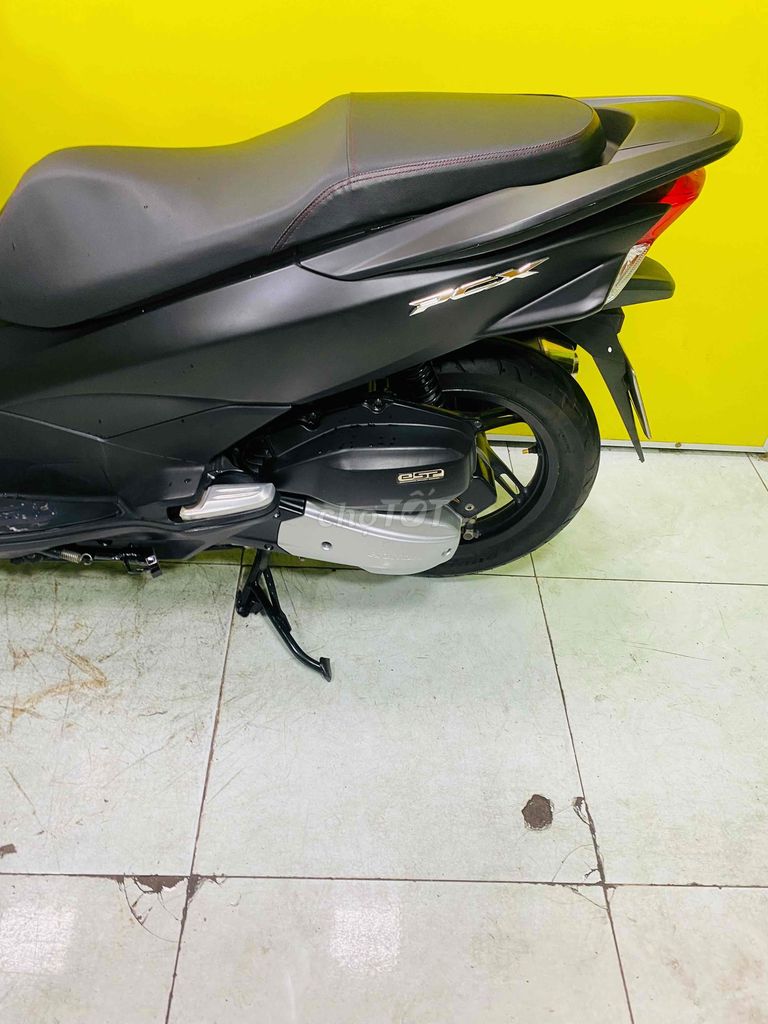 Honda PCX 125FI hỗ trợ trả góp trả 5tr nhận xe. Mua bán Xe máy tại Quận Tân Bình Tp Hồ Chí Minh được đăng bởi XE MÁY TRỊNH ĐĂNG hình 6