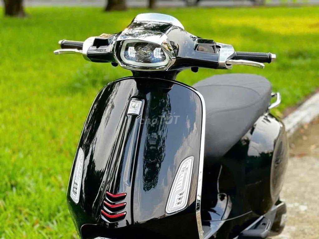 vespa 2017 bstp 9c kiễng đẹp zin nợ xấu trả50% ạ. Mua bán Xe máy tại Quận Bình Tân Tp Hồ Chí Minh được đăng bởi Xe Máy Qúy Le hình 5