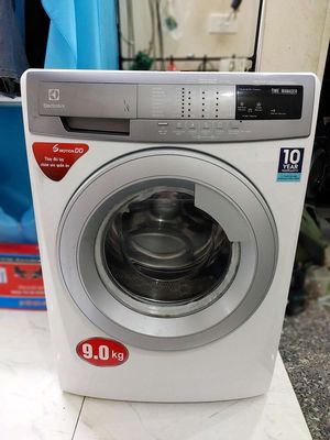 Bán máy giặt Electrolux 9kg trắng zin đẹp 4tr