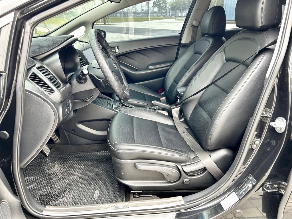 Kia K3 1.6AT 2015 màu đen cọp. Mua bán Ô tô tại Quận Gò Vấp Tp Hồ Chí Minh được đăng bởi Xuân Trường hình 4