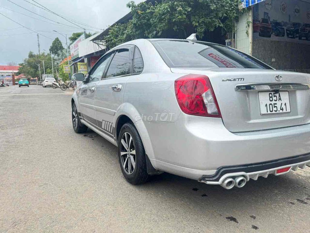 Daewoo Lacetti Số sàn 5 chỗ Bạc. Mua bán Ô tô tại Huyện Ea Kar Đắk Lắk được đăng bởi an khang hình 5