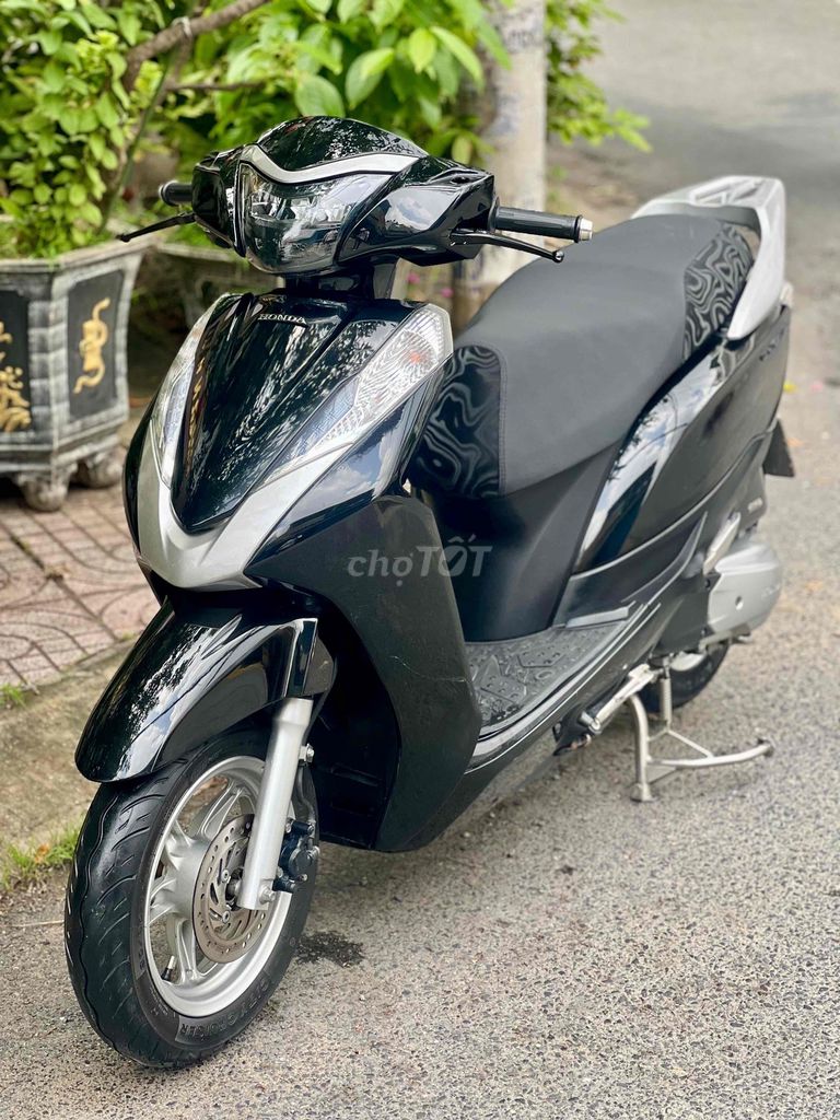 Специальная модель Honda Lead 125