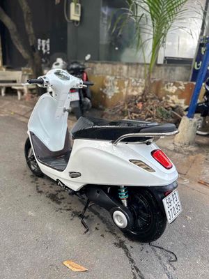 Xe máy điện VinFast Evo200 Trắng