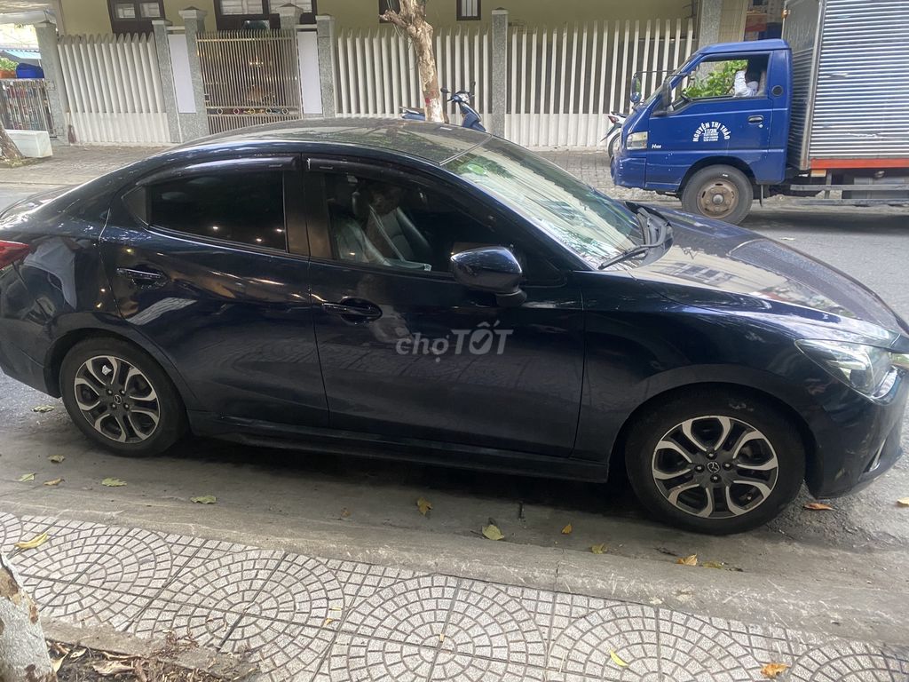 Mazda 2 2016 Синий