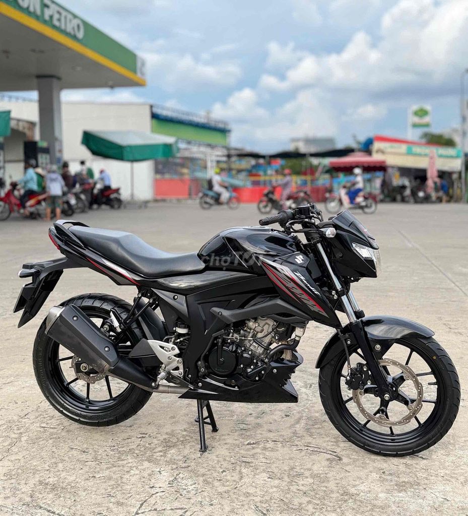Мотоцикл Suzuki Bandit 150 2021, черный, 20000 км