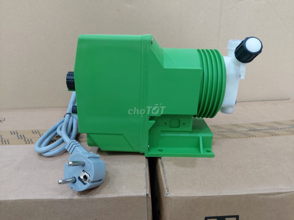 Bơm định lượng Solenoid HTA hãng EMEC Italy CS 14L