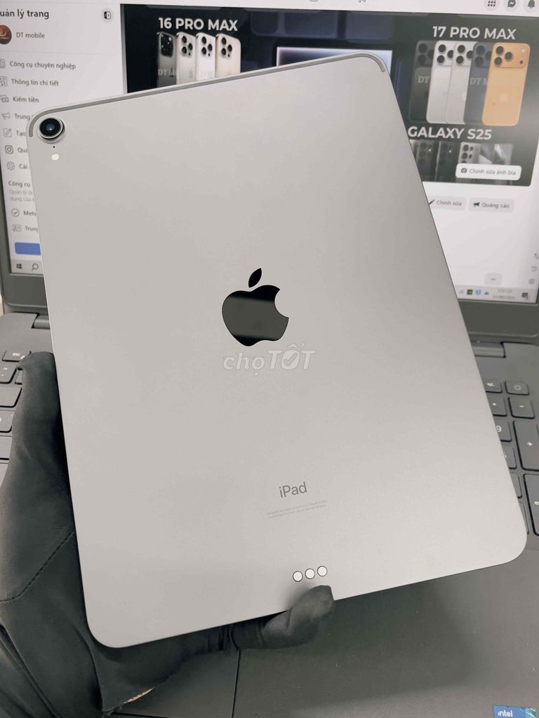 Apple iPad Pro 11 Inch ( 2018 ) 64GB MÁY ZIN 99%. Mua bán Máy tính bảng tại Thành phố Biên Hòa Đồng Nai được đăng bởi DT MOBILE BIÊN HOÀ hình 1