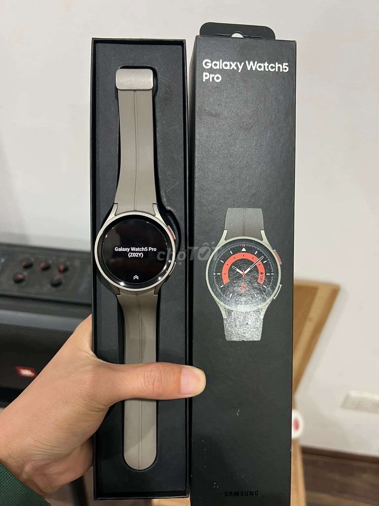 Samsung watch 5 pro LTE pin còn mới, đẹp 99%