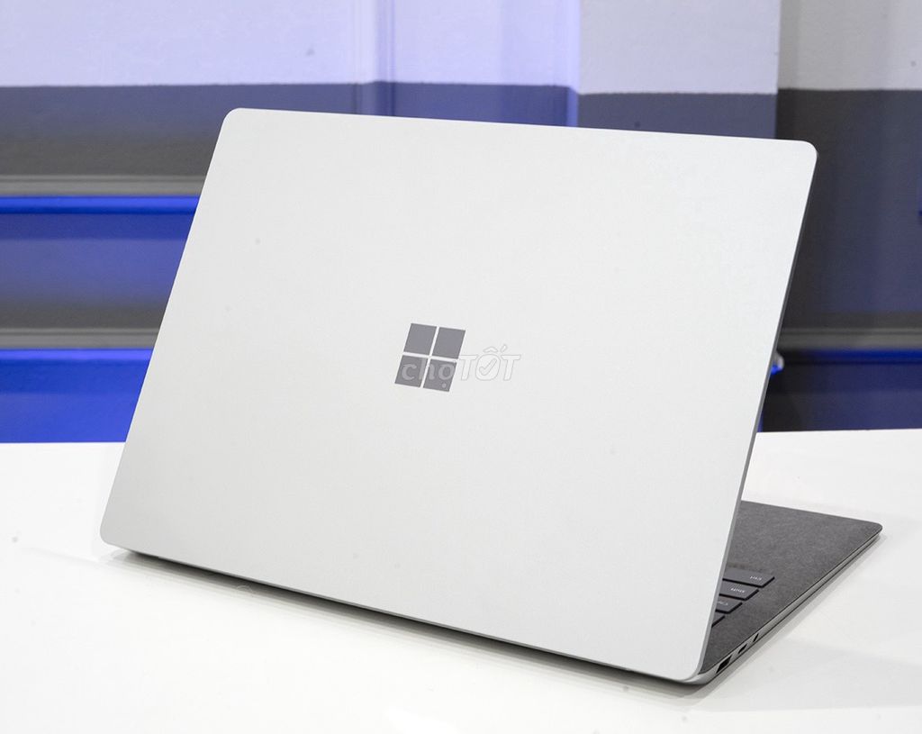 Surface Laptop 2 Laptop Màn Đẹp, Mỏng Nhẹ 96-98%