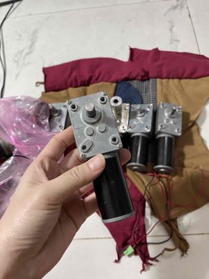 Thanh lý cục giảm tốc DC như hình. Mua bán Đồ chuyên dụng, Giống nuôi trồng tại Thành phố Thủ Đức Tp Hồ Chí Minh được đăng bởi Tuấn Anh