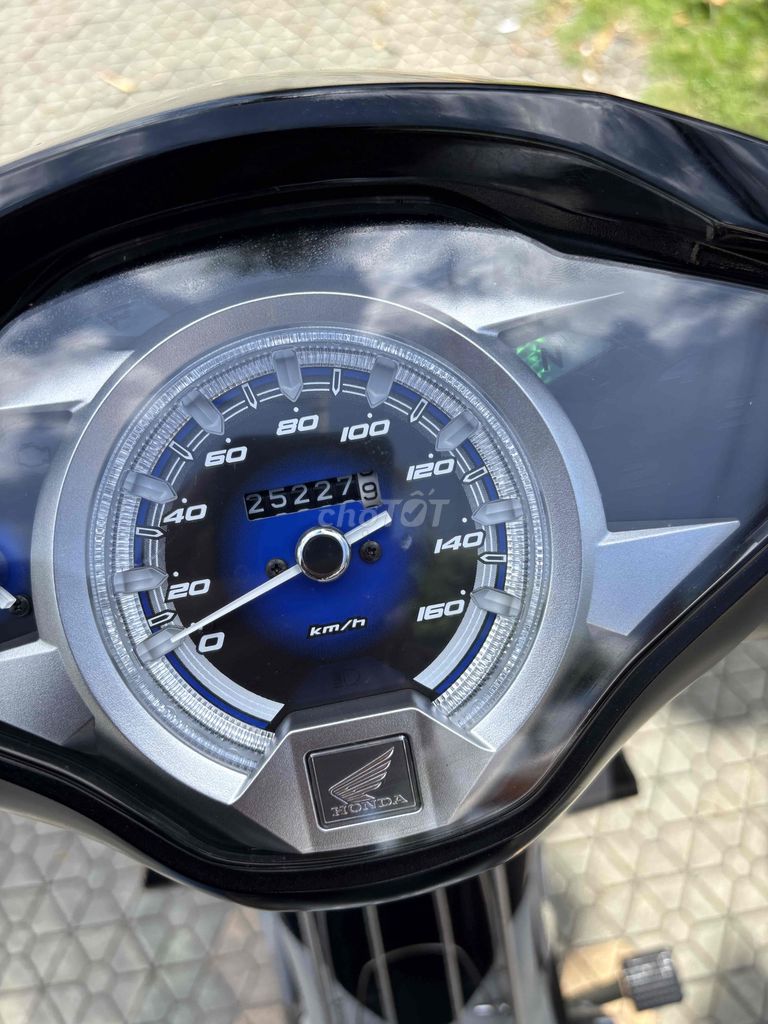 honda future led. Mua bán Xe máy tại Thành phố Bến Tre Bến Tre được đăng bởi Trung Tâm  hình 13