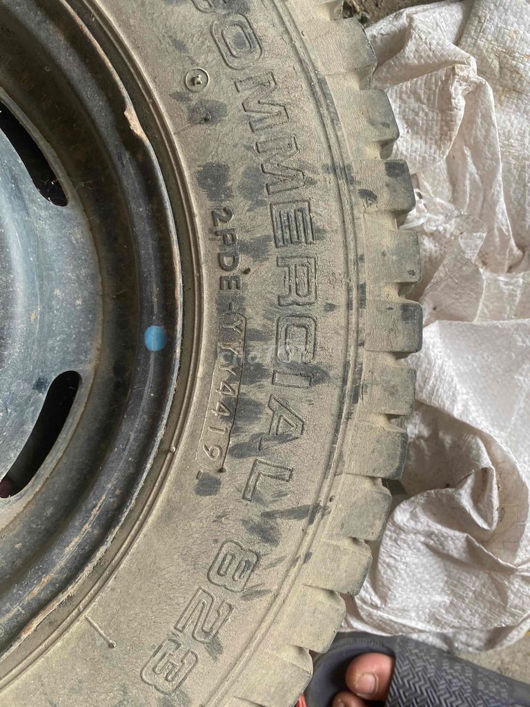 bán lốp dự phòng mới chưa hạ yokohama suzuki 5 tạ. Mua bán Phụ tùng xe tại Huyện Yên Lạc Vĩnh Phúc được đăng bởi デイエン hình 4