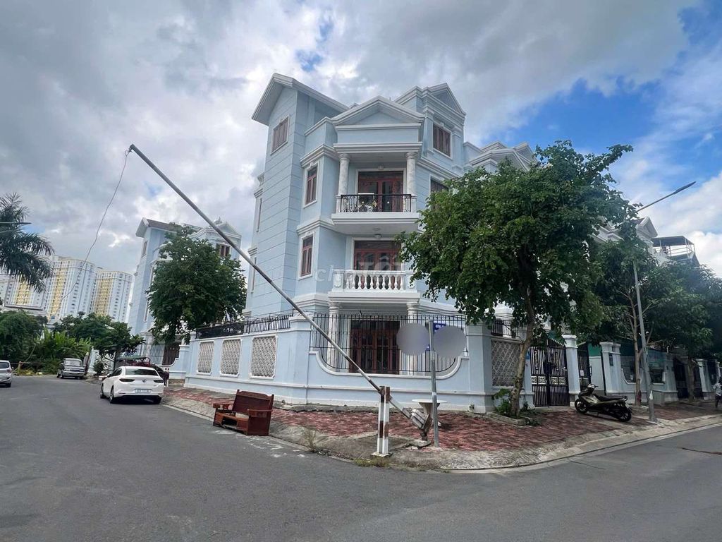 Аренда · 4 комн. · 200 м² · Quận 8, ул. khu dân cư bảo châu