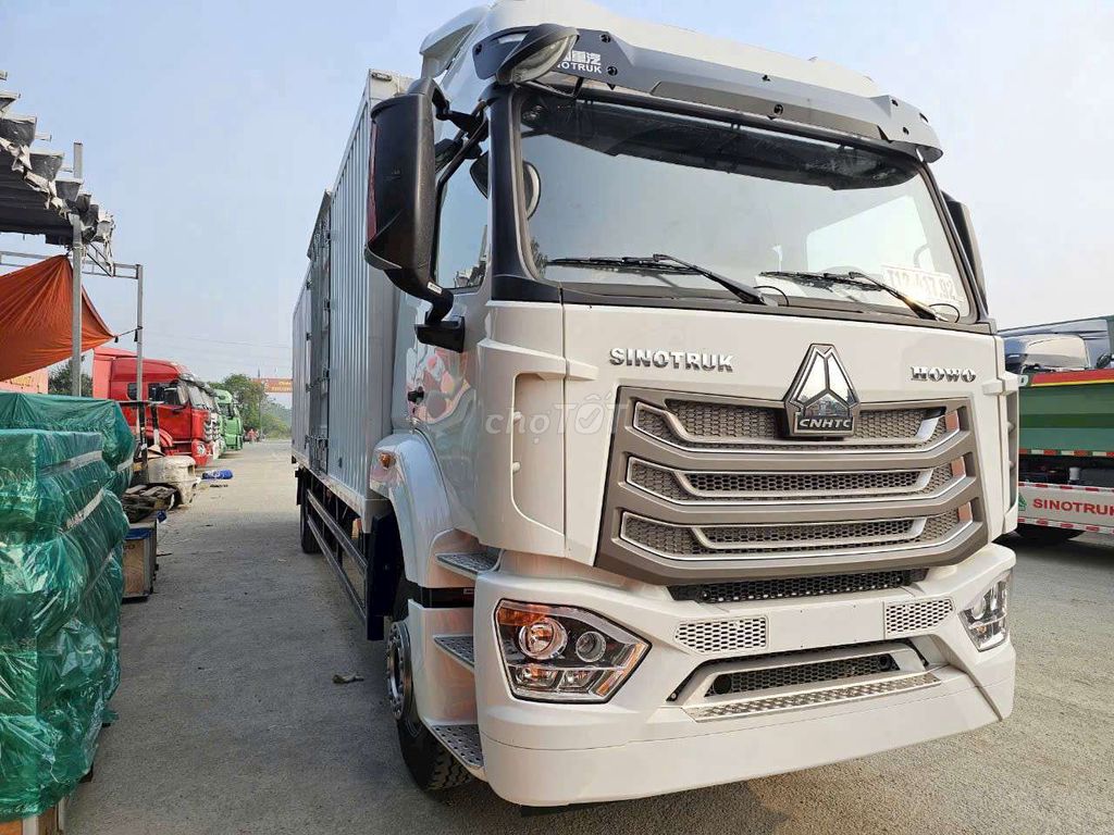 Xe tải Howo 4x2 8 tấn Thùng kín nhập khẩu dài 9,9m. Mua bán Xe tải, xe ben tại Thành phố Biên Hòa Đồng Nai được đăng bởi Howo vimid hình 11