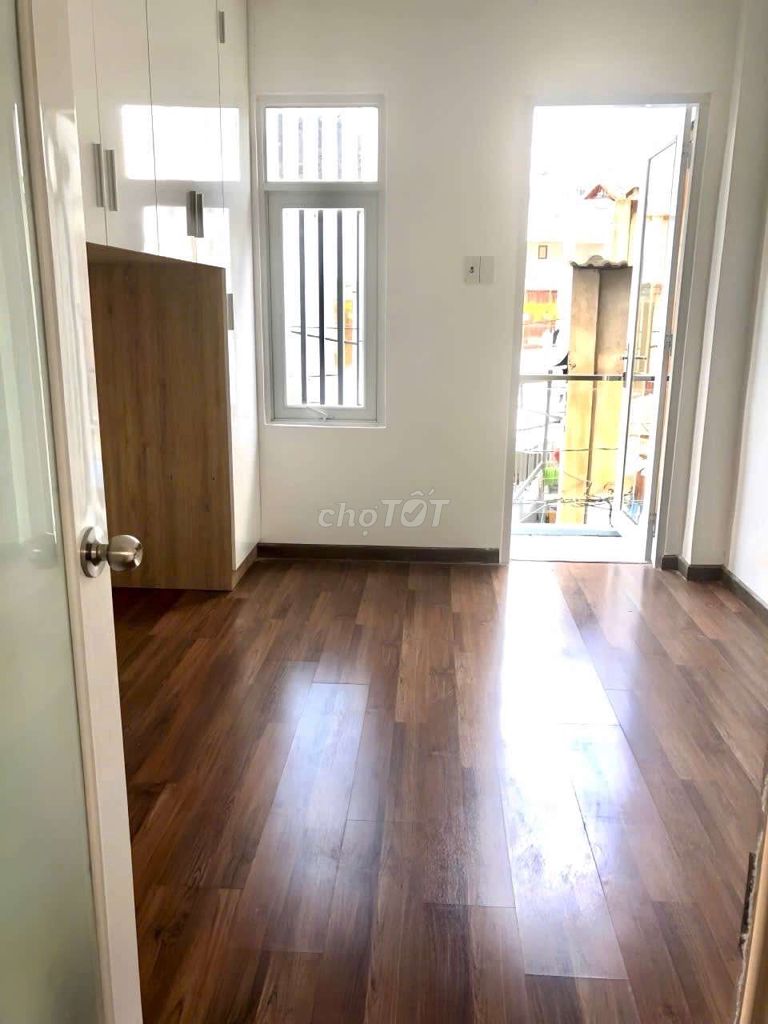 HẺM XE HƠI THÔNG THOÁNG - NHÀ MỚI - GẦN TRƯỜNG - GẦN CHỢ. Mua bán nhà ở tại Quận 6 Tp Hồ Chí Minh được đăng bởi Cúc Hùynh hình 4