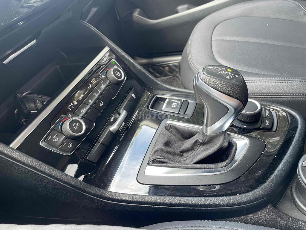 BMW 218i may 1.5 turbo 2014 - 110000 km. Mua bán Ô tô tại Quận Cẩm Lệ Đà Nẵng được đăng bởi Lam hình 12