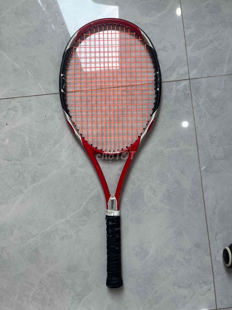 Vợt tennis Wilson Graphite đỏ đen phong trào