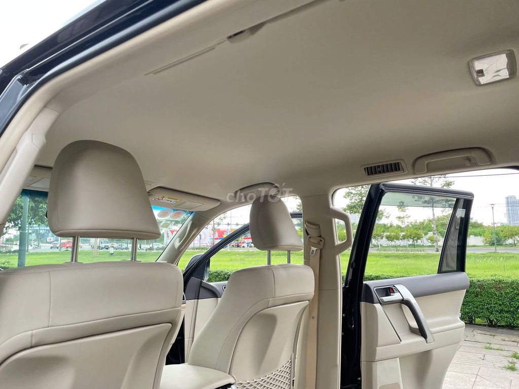 Toyota Land Cruiser Prado 2019  - 31000 km. Mua bán Ô tô tại Quận 1 Tp Hồ Chí Minh được đăng bởi ĐỨC XE LƯỚT hình 17