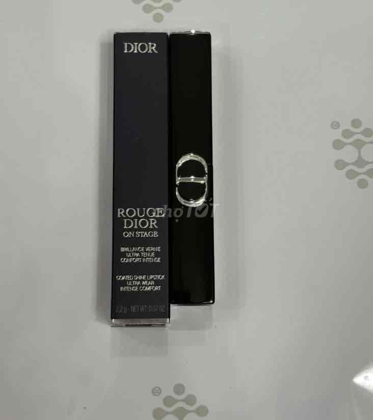 Son Dior Rouge Dior On Stage Nữ Đỏ Bóng mượt. Mua bán Phụ kiện thời trang khác tại Quận 12 Tp Hồ Chí Minh được đăng bởi cô ba saigon hình 1