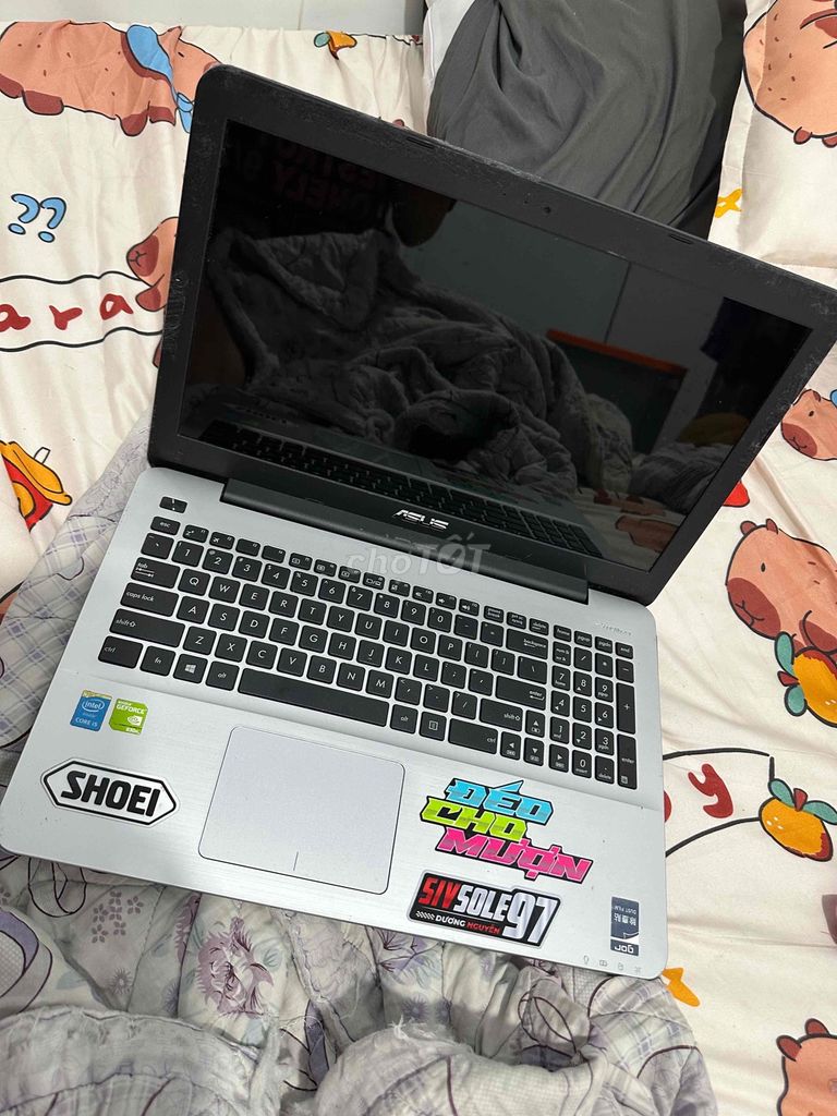 Asus Laptop i5 Bạc Đen Bể vỏ. Mua bán Laptop tại Thị xã Tân Uyên Bình Dương được đăng bởi Lu hình 1
