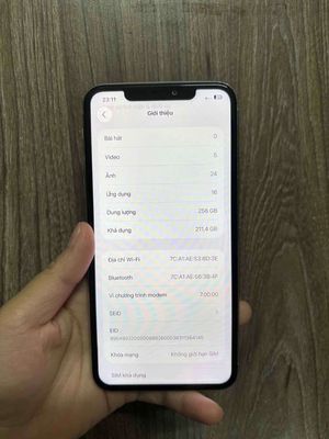 IPhone 11max 256G ll/a. Mua bán Điện thoại tại Quận Hoàn Kiếm Hà Nội được đăng bởi Phúc Long