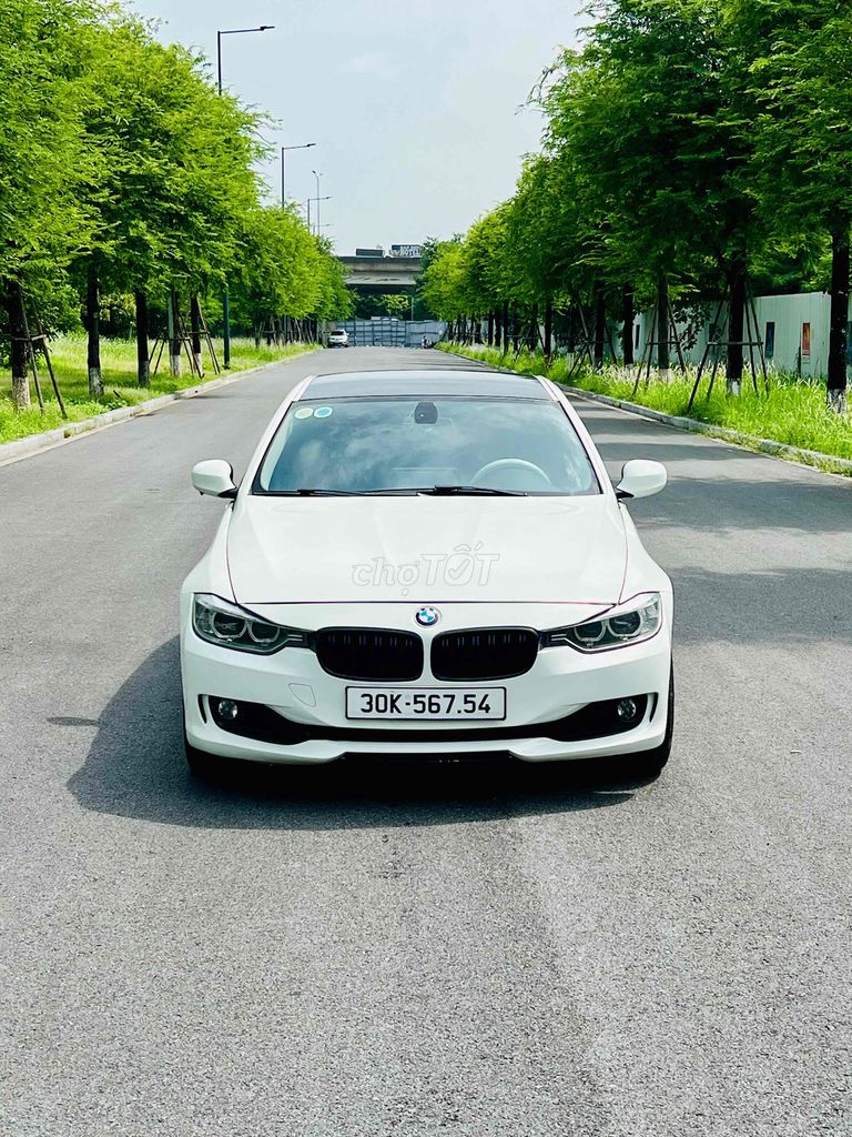 BMW 320i 2009 fom 2013 đăng kiểm 2025