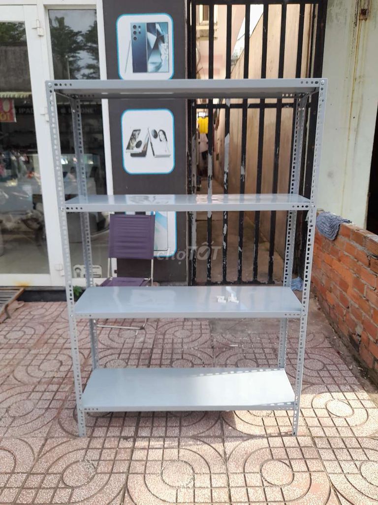 Kệ sắt V lỗ đa năng (k16). Mua bán Tủ, kệ gia đình tại Thành phố Dĩ An Bình Dương được đăng bởi Thu Hoàng hình 1