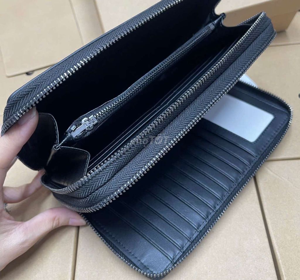 Ví Coach cầm tay 3 mẫu. Mua bán Túi xách tại Quận Gò Vấp Tp Hồ Chí Minh được đăng bởi Anh Ba  Hàng hiệu tuyển Chuyên bán Online uy tín hình 5