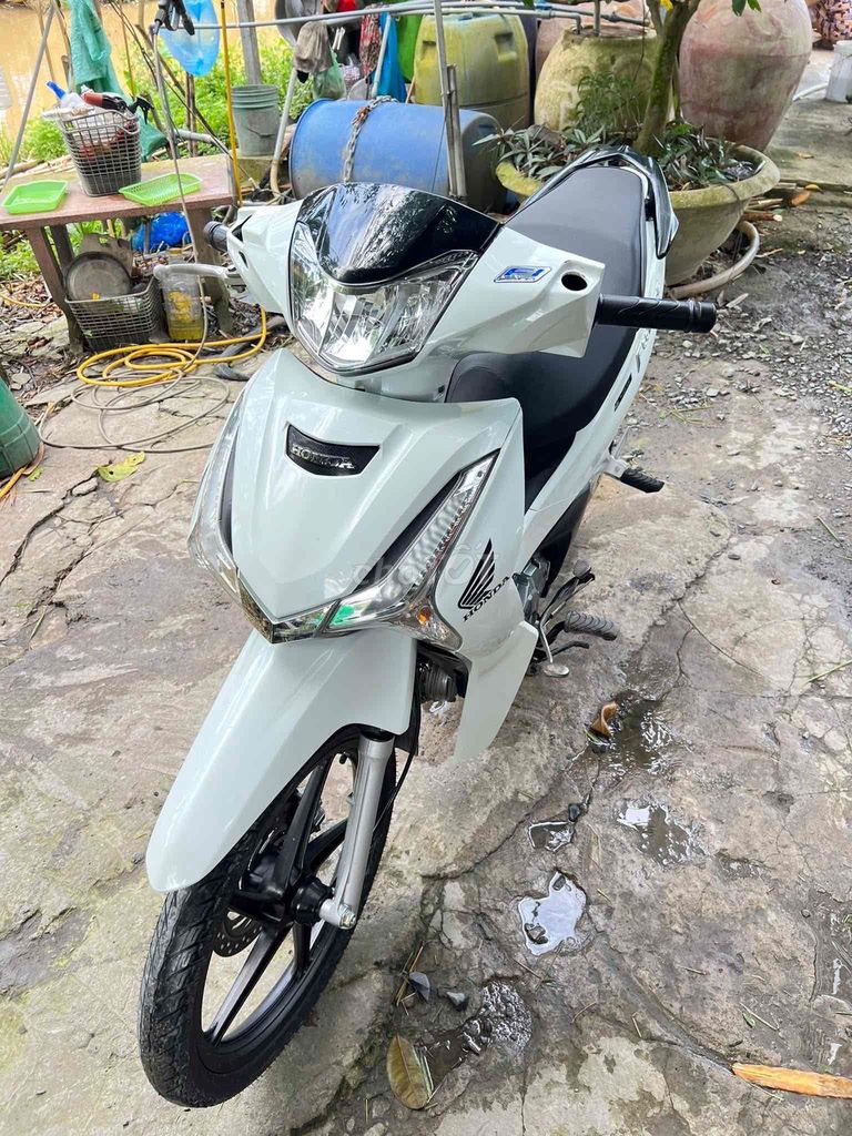 future 125  trắng đời cao. Mua bán Xe máy tại Huyện Lai Vung Đồng Tháp được đăng bởi Hoài Tính hình 5