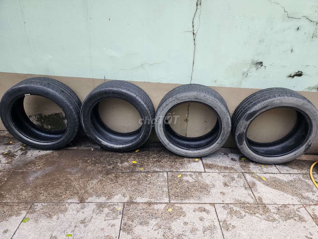 Lốp xe Continental 225/45R17 2019. Mua bán Phụ tùng xe tại Thành phố Thủ Dầu Một Bình Dương được đăng bởi Lê Hoàng Khoa hình 1