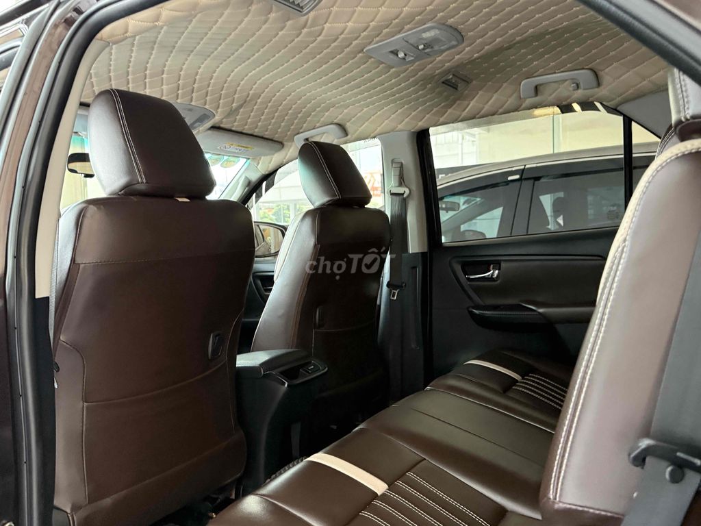 Toyota Fortuner 2017 2.4G - Dầu - Số Sàn -Tại Hãng. Mua bán Ô tô tại Quận Bình Thạnh Tp Hồ Chí Minh được đăng bởi Công Sang hình 9