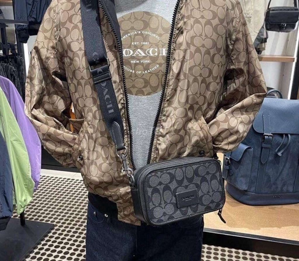 Túi đeo chéo Coach Wyatt Crossbody. Mua bán Túi xách tại Quận Gò Vấp Tp Hồ Chí Minh được đăng bởi Anh Ba  Hàng hiệu tuyển Chuyên bán Online uy tín hình 1
