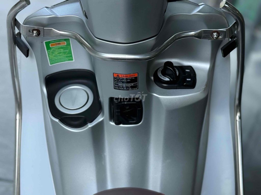 Yamaha Grande ABS 2021 Bạc Nhám Smartkey. Mua bán Xe máy tại Quận Ba Đình Hà Nội được đăng bởi Xe Máy Nam Thi hình 13