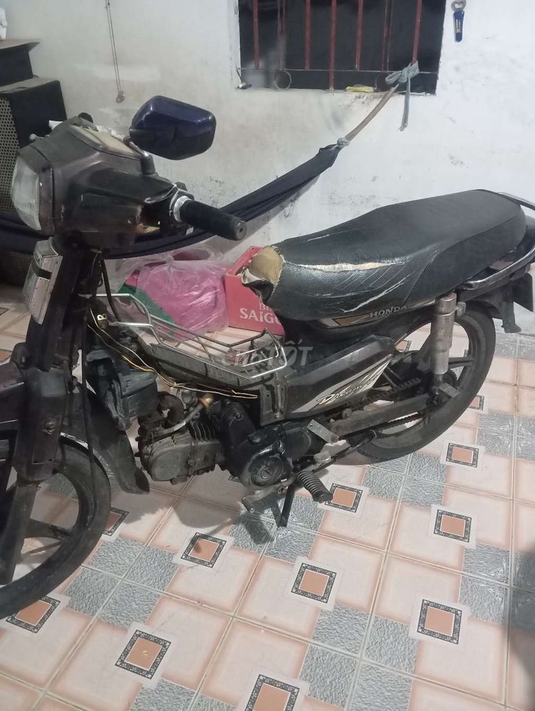Dream k.o gj.ấy .đạp 1 cái nổ. Máy êm.. Mua bán Xe máy tại Thành phố Vĩnh Long Vĩnh Long được đăng bởi Tuấn hình 2