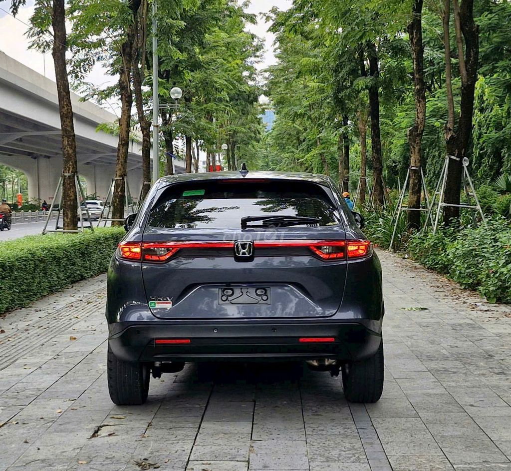 Honda HR-V 2023 G - 19999 km. Mua bán Ô tô tại Quận Bắc Từ Liêm Hà Nội được đăng bởi Trung Auto 26 Phạm Văn Đồng hình 4