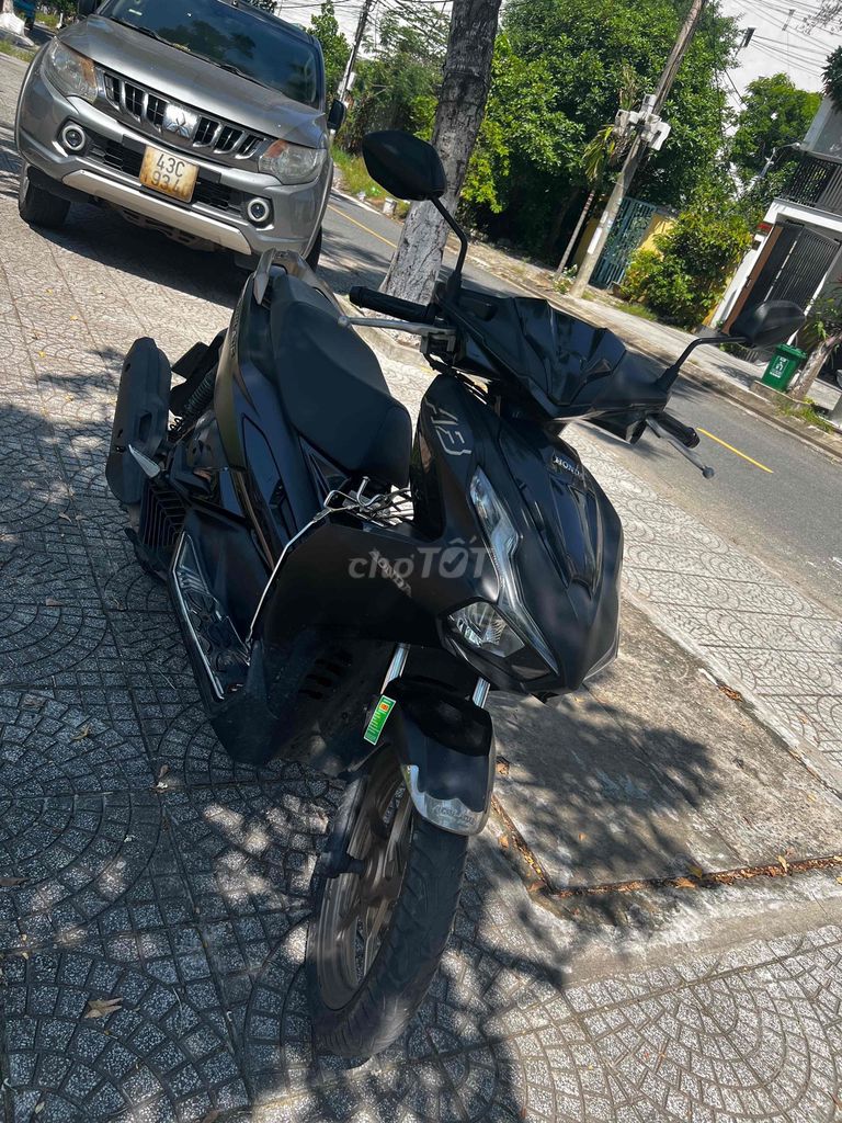 Воздушное лезвие Honda 125 2022 Черное