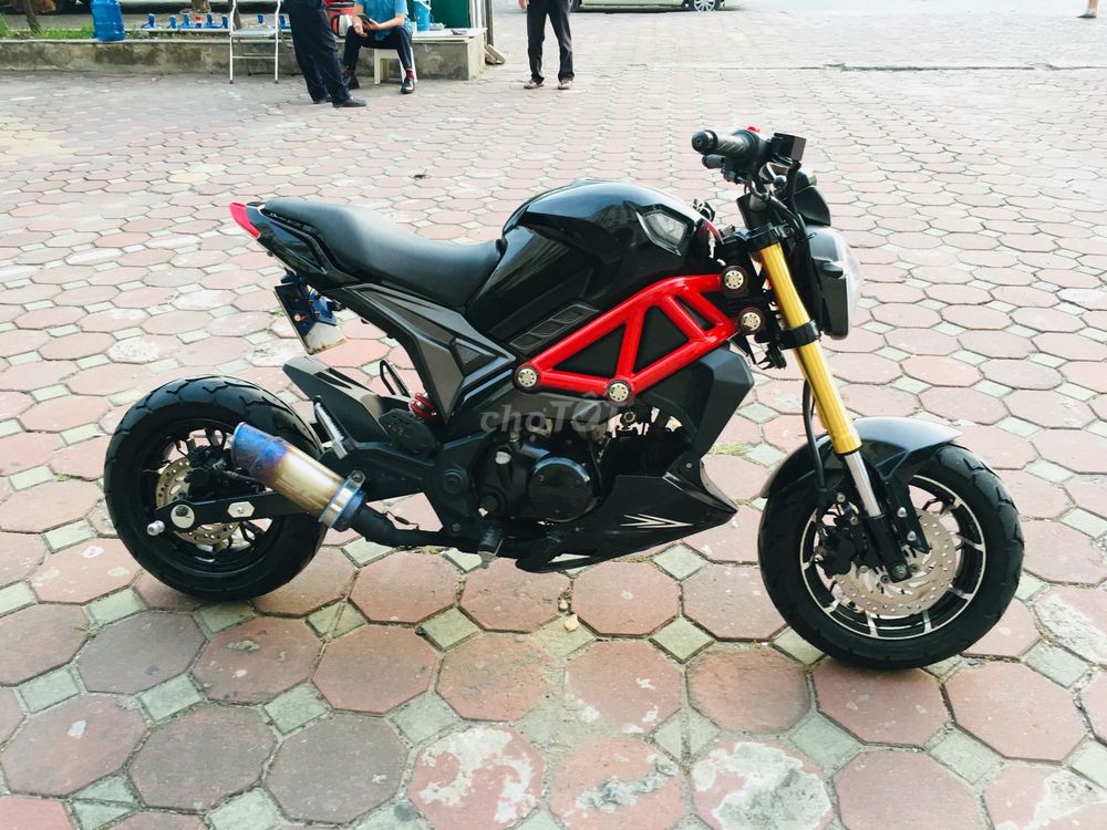 Ducati Monster 2 mini màu đen đời 2019