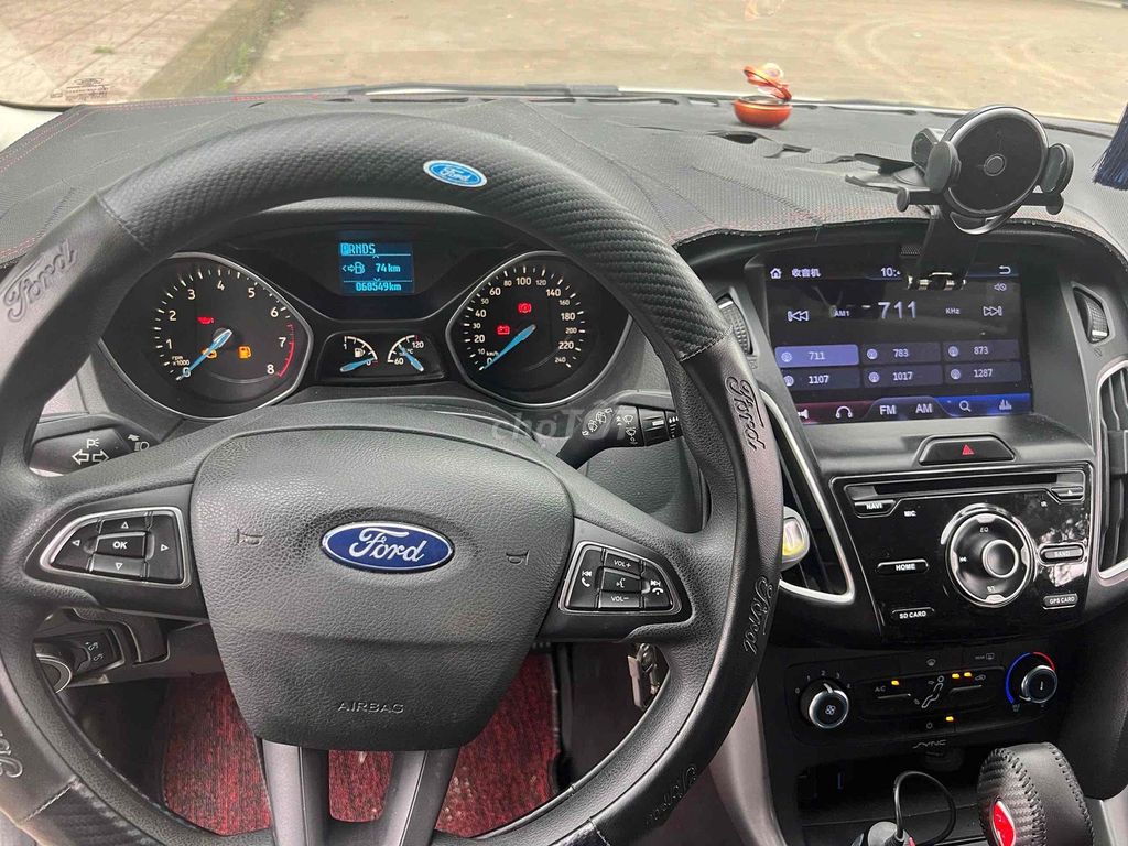 Ford Focus 2019 hatchback. Mua bán Ô tô tại Thành phố Sóc Trăng Sóc Trăng được đăng bởi Tân Quang Phát cty hình 7