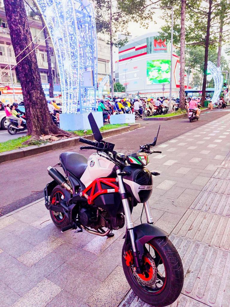 Xe đang chạy cần đổi xe tay ga. Mua bán Xe máy tại Quận 1 Tp Hồ Chí Minh được đăng bởi ny hình 2