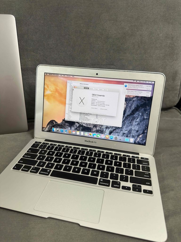 Apple Macbook Air 2015 i5 4GB/128GB Bạc. Mua bán Laptop tại Quận Đống Đa Hà Nội được đăng bởi HQ Computer Chùa Láng hình 1