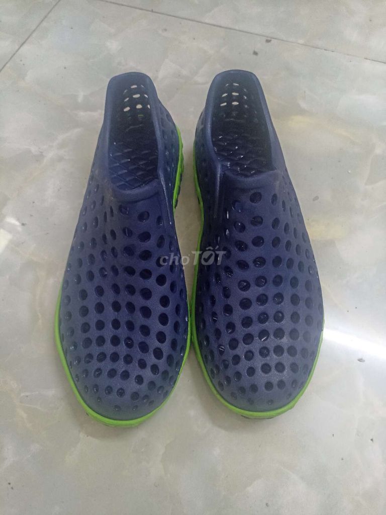 Size 43 đi chuẩn mới 100%