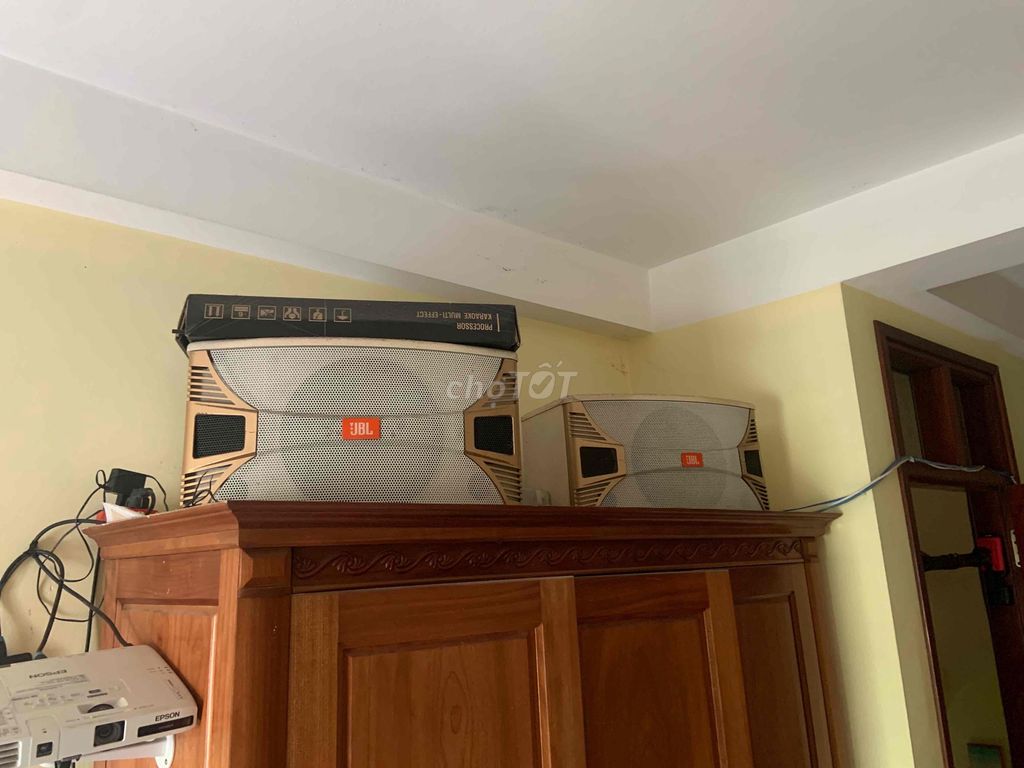 Loa karaoke JBL bass 25cm Trắng Vàng đồng. Mua bán Tivi, Âm thanh tại Quận Nam Từ Liêm Hà Nội được đăng bởi hoàn  hình 1