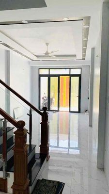 ✅NHÀ THUÊ MỚI ĐẸP, 4 TẦNG, CAO LỖ ( Trần Thị Ngôi)