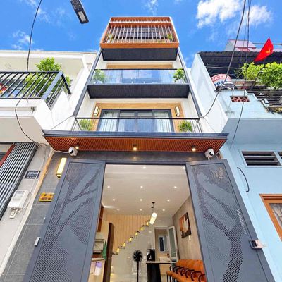 Townhouse 24 m² · 2 bed · Nguyễn Văn Lượng 226