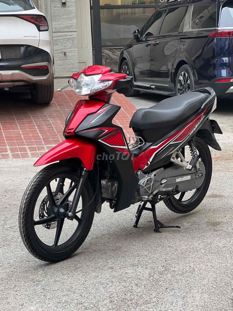 Honda Wave Blade 110 2018 Vành Đúc xe cực đẹp. Mua bán Xe máy tại Quận Cầu Giấy Hà Nội được đăng bởi Xe Máy Đoàn Văn Cam Kết Đúng Ảnh Đúng Biển Đúng Giá Trị hình 5
