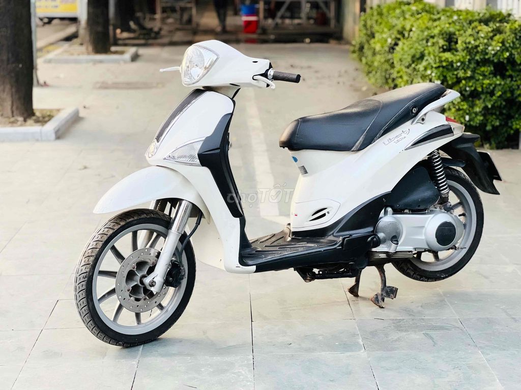 PIAGGIO LIBERTY 150 IE BIỂN HN CHÍNH CHỦ. Mua bán Xe máy tại Quận Cầu Giấy Hà Nội được đăng bởi Hoài Nam hình 6