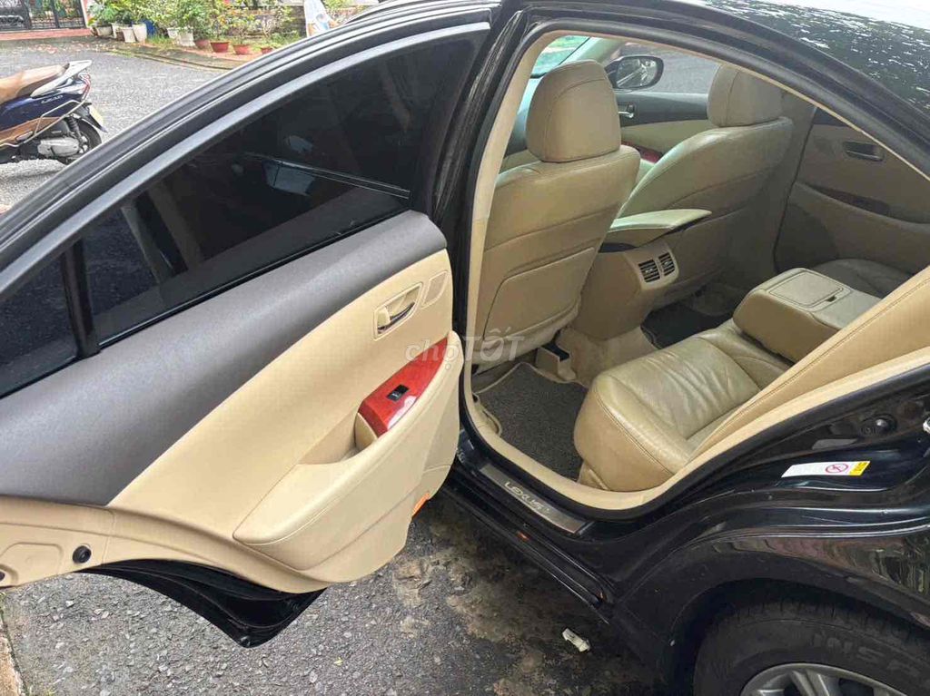 Bán xe Lexus ES 350 - 2007. Mua bán Ô tô tại Quận 8 Tp Hồ Chí Minh được đăng bởi Tuấn Đỗ hình 12