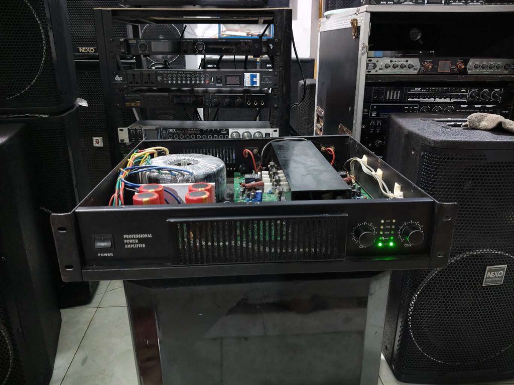 Cục đẩy công suất 12 sò lớn Đen. Mua bán Tivi, Âm thanh tại Thành phố Vũng Tàu Bà Rịa - Vũng Tàu được đăng bởi âm thanh trường vũ hình 1