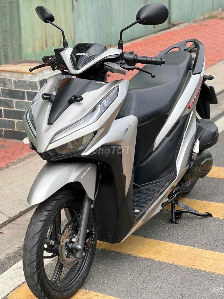 Honda Vario 150 2021 Bạc đen 15.000km. Mua bán Xe máy tại Quận 11 Tp Hồ Chí Minh được đăng bởi Hưng Từ hình 5