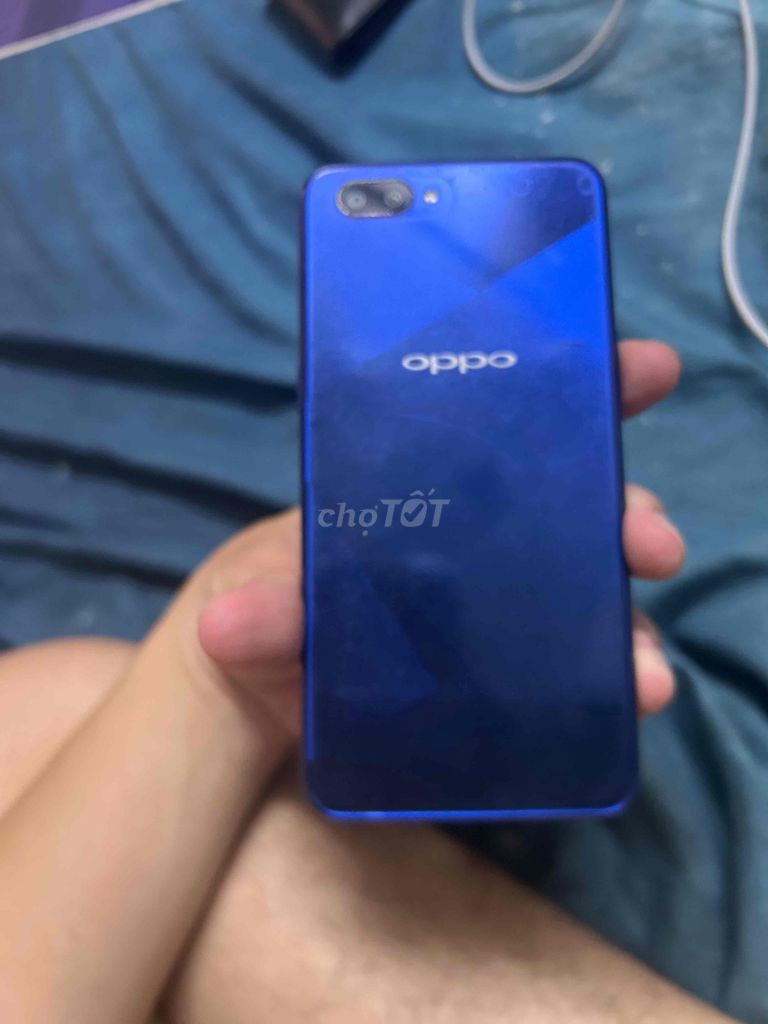 cần bán máy oppo. Mua bán Điện thoại tại Quận Đống Đa Hà Nội được đăng bởi Hiệp hình 1
